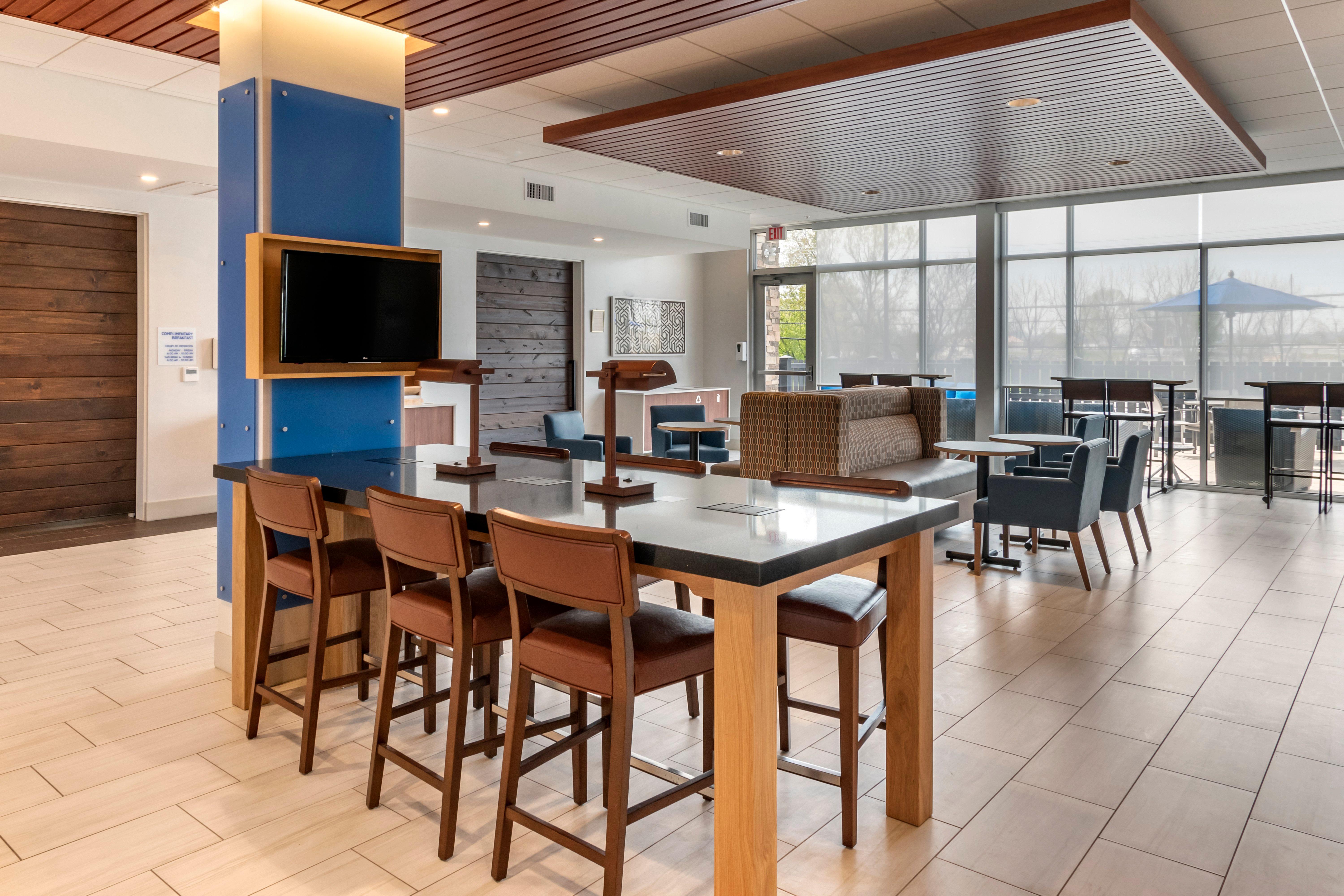 Holiday Inn Express & Suites - Lancaster - Mount Joy By Ihg Exterior foto